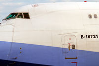 B-18721 @ ELLX - taxying to the active