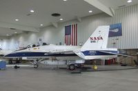 N846NA @ KEDW - McDonnell Douglas F/A-18B Hornet of NASA at the NASA Dryden Flight Research Center, Edwards AFB, CA - by Ingo Warnecke