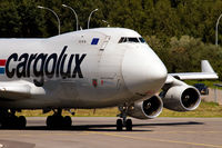 LX-RCV @ ELLX - taxying to the holding point RW24