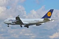 D-ABTL @ EDDF - Boeing 747-430 - by Jerzy Maciaszek