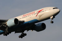 OE-LPC @ VIE - Austrian Airlines