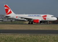 OK-NEO @ CDG - all nine Micro-Buses are configurated in dual class C/Y135 - by Alain Durand