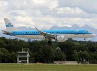 PH-EZE @ LSGG - Landing rwy 23 - by Shunn311