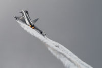 7L-WL @ LOXZ - Airpower 2011 - by Hubert Stricker