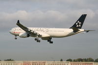 C-GHLM @ EBBR - Flight AC832 is descending to RWY 25L - by Daniel Vanderauwera