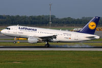D-AILK @ VIE - Lufthansa - by Chris Jilli