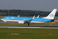 PH-BCB @ VIE - KLM Royal Dutch Airlines - by Chris Jilli