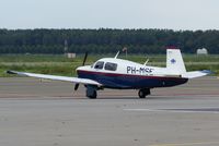 PH-MSE @ EHLE - Platform Lelystad - by Jan Bekker