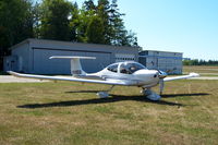 N889DS @ 2P2 - Great flight with the family to Washington Island.