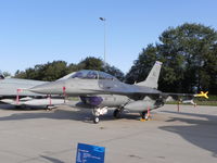 90-0777 @ EHLW - Dutch Air Force Open Day at Leeuwarden AFB ; USAF  - by Henk Geerlings