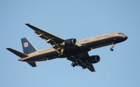 N538UA @ MCO - United 757
