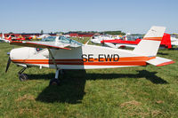 SE-EWD @ ESME - At EAA FlyIn