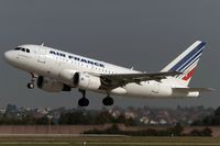 F-GUGR @ EDDS - departure via RW25