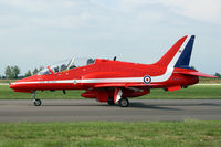 XX260 @ LIPI - Red Arrows - by Loetsch Andreas