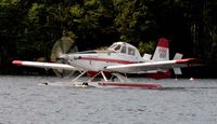 N8512L @ 52B - Taxiing on Moosehead Lake ME - by J.G. Handelman
