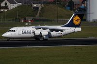 D-AVRA @ EBBR - vacating the runway