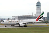 A6-EAO @ LOWW - Emirates - by Loetsch Andreas