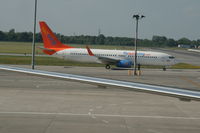 C-FTJH @ CYUL - Taxiing
