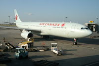 C-GFAJ @ CYUL - At the gate