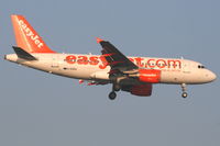 G-EZEA @ EBBR - Early arrival of flight EZY2195 to RWY 02