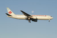 C-FMWU @ EBBR - Early arrival of flight AC832 to RWY 02 - by Daniel Vanderauwera