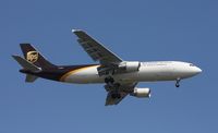 N133UP @ MCO - UPS A300 - by Florida Metal