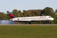 N902DE @ ORF - Delta Air Lines N902DE (FLT DAL2148) from Hartsfield-Jackson Atlanta Int'l (KATL) landing RWY 23. - by Dean Heald