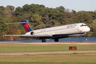 N908DA @ ORF - Delta Air Lines N908DA (FLT DAL2148) from Hartsfield-Jackson Atlanta Int'l (KATL) landing RWY 23. - by Dean Heald
