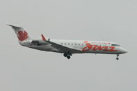 C-FVKN @ CYYZ - Jazz 1995 Canadair CL-600-2B19, c/n: 7078 - by Terry Fletcher