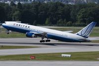 N646UA @ LSZH - departure via RW16 - by Friedrich Becker