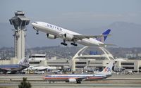 N209UA @ KLAX - Departing LAX - by Todd Royer