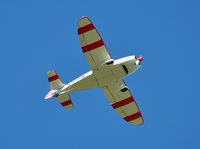 N503DW @ EGKH - SHOT OVER HEADCORN