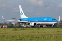 PH-BXU @ EHAM - KLM 737-800 - by Andy Graf-VAP