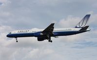 N585UA @ MCO - United 757