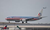 N853NN @ MIA - American 737 - by Florida Metal