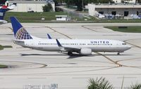 N12218 @ FLL - United 737 - by Florida Metal