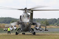 0981 - Rear view of this mi-24 a few seconds before cutting off the engines... Saint Dizier 2011 - by olivier Cortot