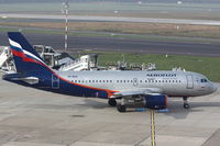 VP-BUO @ EDDL - Aeroflot, Airbus A319-111, CN: 3336, Name: K.Malevich - by Air-Micha