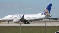 N32626 @ MIA - United 737
