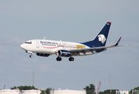XA-MAH @ MIA - Aeromexico Visa card