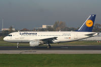 D-AILN @ EGCC - Lufthansa - by Chris Hall