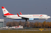 OE-LNR @ VIE - Austrian Airlines - by Chris Jilli