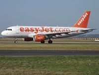G-EZAC @ LFPG - No fewer than 174 MicroBus have been associated with the history of EasyJet. Twenty two have changed hands, not yet the case of Alpha-Charlie. - by Alain Durand