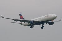 N821NW @ EHAM - Delta Airlines A330-300 - by Andy Graf-VAP