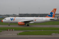 EI-CUM @ EHAM - Windjet A320 - by Andy Graf-VAP
