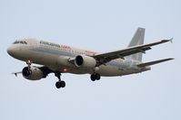 EI-DSA @ LOWW - Alitalia A320