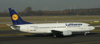 D-ABXP @ EDDL - Lufthansa, on the way to Runway 23L for departure at Düsseldorf Int´l (EDDL) - by A. Gendorf