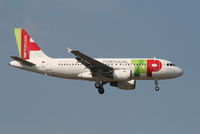 CS-TTH @ EBBR - Flight TP604 is descending to RWY 02 - by Daniel Vanderauwera