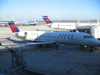 N8721B @ KDCA - DCA, VA - by Ronald Barker