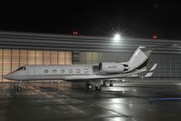 N404AC @ LOWW - Gulfstream 4